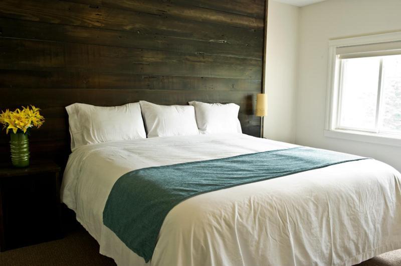 Pine Lodge Muskoka Χάντσβιλ Εξωτερικό φωτογραφία
